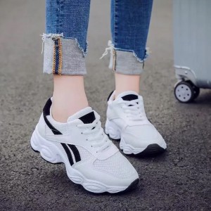 Sports Shoes Breathable Casual Fashion Sneakers- Black