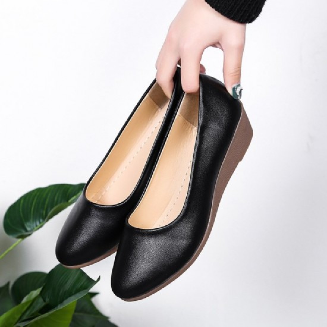 Buy Professional Ladies Soft Leather Shallow Mouth Flat Shoes-Black ...