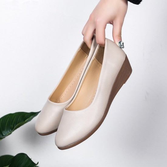 ladies soft leather flat shoes