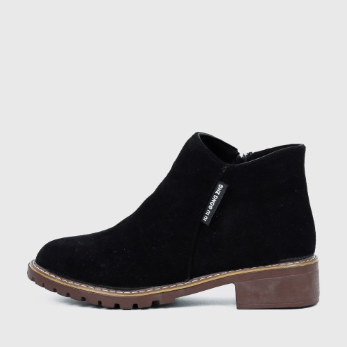 Women Chukka Style Leather Casual Boots-Black image