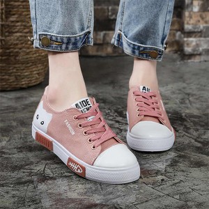 Converse Kitty Black Lace Up Low Tops Sneaker - Pink