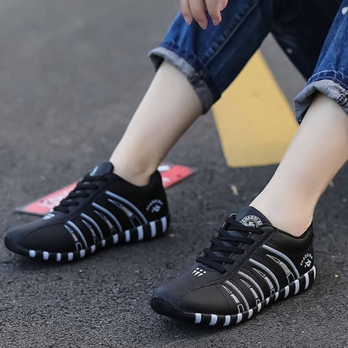 Soft Breathable Casual Jogging Sneaker - Black image