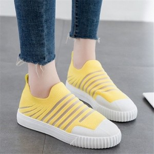 Mesh Breathable Strips Pattern Walking Sneakers - Yellow