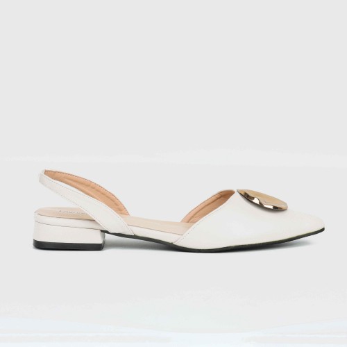 Classic Pointed Close Toe Flat Sandal-Cream image