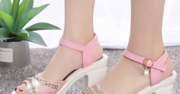 Pink hot sale thick heels