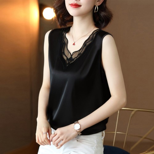Solid Color V-Neck Loose Sleeveless Blouse With Lace Trim - Black image