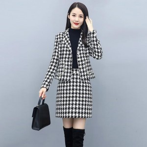 Formal Two Piece Monochrome Jacket And Mini Skirt - Black