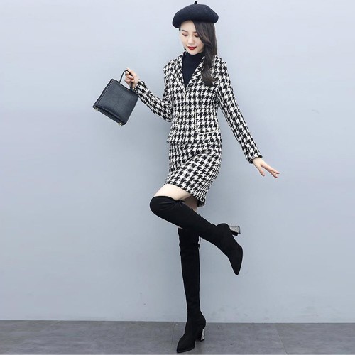 Formal Two Piece Monochrome Jacket And Mini Skirt - Black image