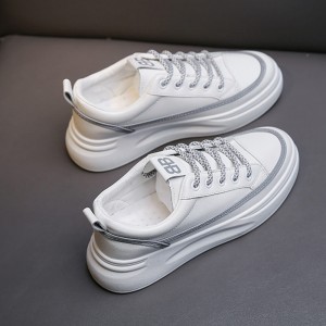 Luminous Lace Closure Rubber Sole Sneakers - Grey
