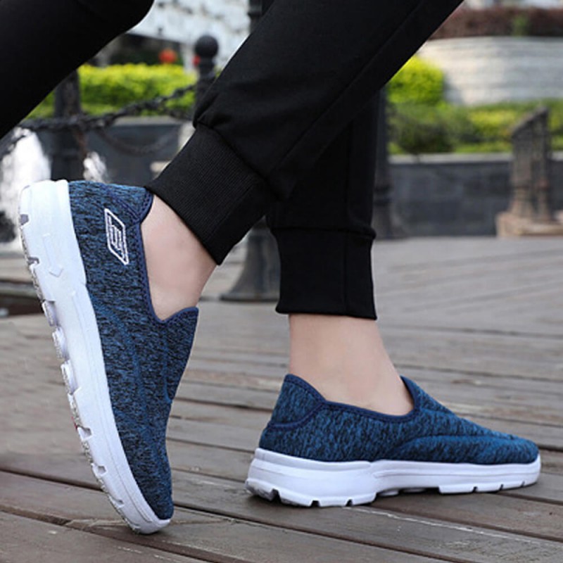 Breathable Round Toe Women's Jogging Shoes - Blue| image