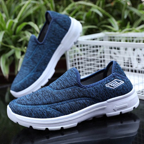 Breathable Round Toe Women's Jogging Shoes - Blue| image