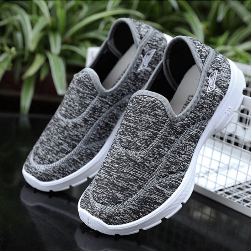 Breathable Round Toe Women's Jogging Shoes - Grey image