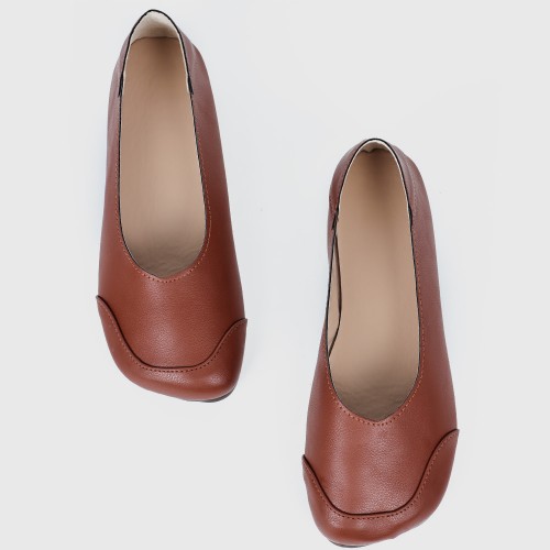 Retro Style Soft Sole Slip On Flat Shoe for Women - Brown image