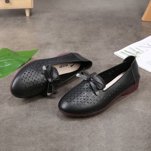 Breathable High Quality Hollow Bow Tie Flat Shoes - Black image