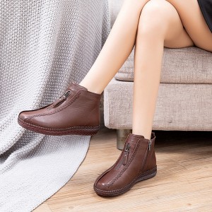 Women’s Casual Zipper Closure Ankle Boots - Brown