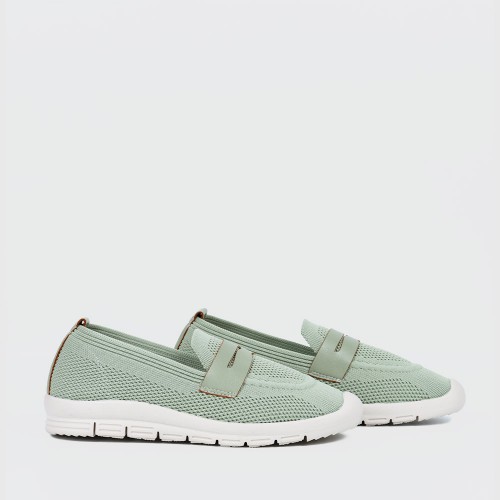 Light Weight Retro Style Slip On Loafers for Women - Green image