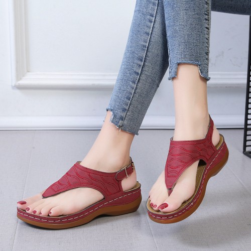 Casual Style Soft Sole Lightweight Buckle Sandals - Red image