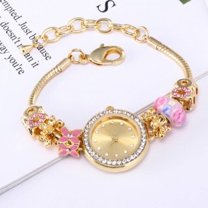 Charm Bracelet Style Hook Closure Women's Wrist Watch - Gold