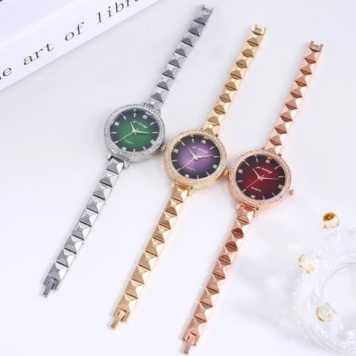 Women Fashion Crystal Decorated Bracelet Watch - Gold image