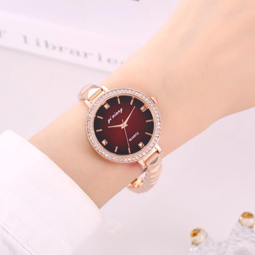 Women Fashion Crystal Decorated Bracelet Watch - Rose Gold image