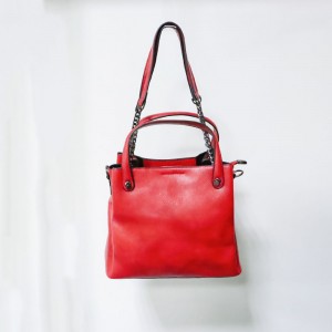 Pu Leather Large Space Chain Strap Women's Hand Bag - Red