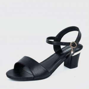 Strap Style Buckle Closure Women's Heel Sandals - Black