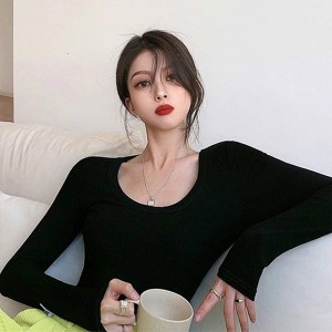 Long Sleeve Slim Fit Scoop Neck Women's Sweater - Black