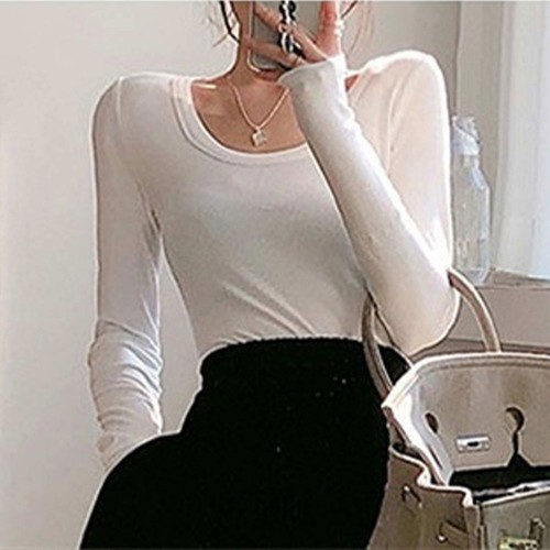 Long Sleeve Slim Fit Scoop Neck Women's Sweater - White image