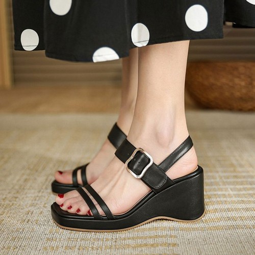 Thick Soled Strapped Square Toe Wedge Women Sandals Black image