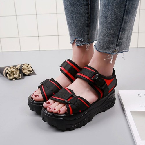 Thick Sole Muffin Round Head Ankle Strap Wedge Sandals - Black image