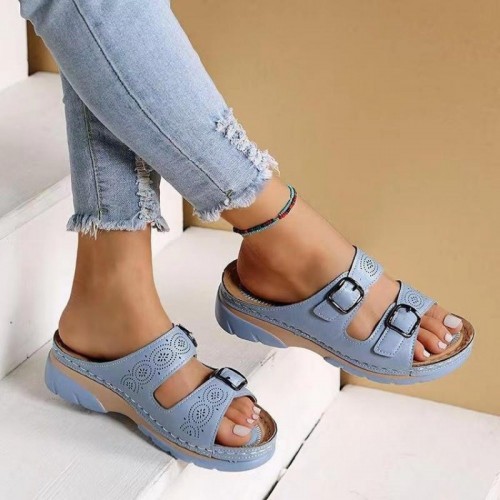 Comfortable Buckle Strips Open Toe Outer Hollow Slippers - Light Blue image