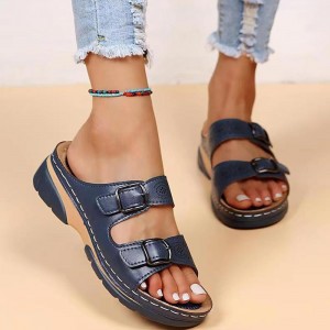 Comfortable Buckle Strips Open Toe Outer Hollow Slippers - Green