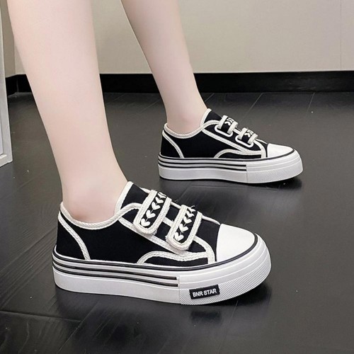 Casual Velcro Round Toe Contrast Textured Trim Sneakers - Black image