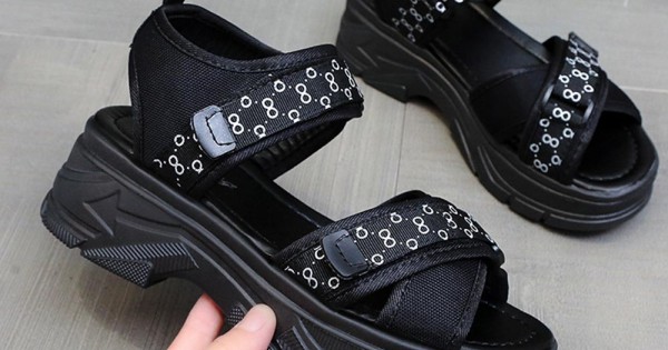 Open toe shop velcro sandals