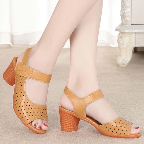 Vintage Style Fish Mouth Velcro Mid Heels Women Sandals Brown image