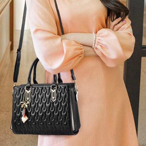 Luxury Double Hand Wrinkled Embossed Women Tote Hand Bag - Black image