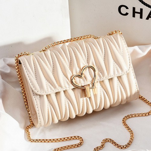 Luxury Wrinkle Embossed Flip Chin Strip Women Shoulder Bag - Cream image