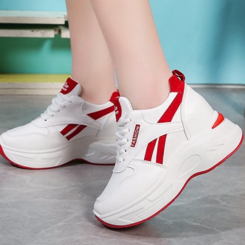 Thick Bottom Lace Up Low Cut Round Head Mesh Sneakers - Red image
