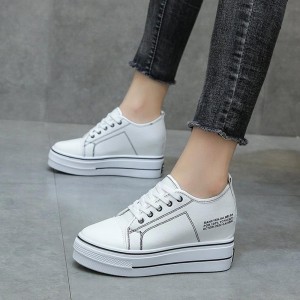 Thick Soled Laces Closure Round Toe Ankle Sneakers - White