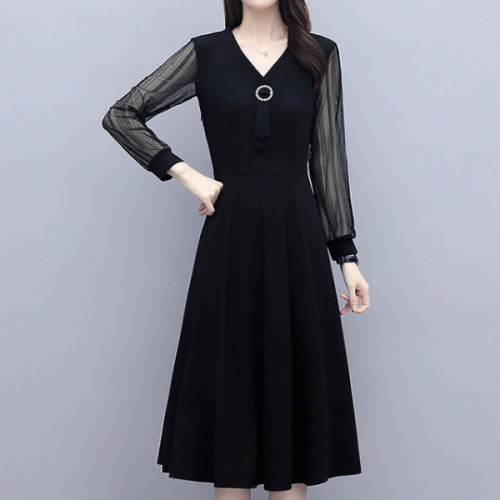 A-Line Lace Hollows V Neck Mid-length Women Skirt Dress - Black image