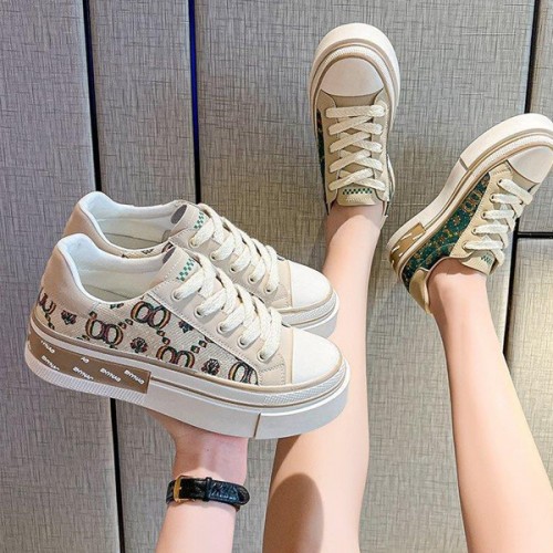 Soft Sporty Low Cut Lace Up Walking Canvas Ladies Sneakers - Beige image