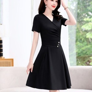 Elegant V Neck Waist Strap Buttons Women Midi Dress - Black