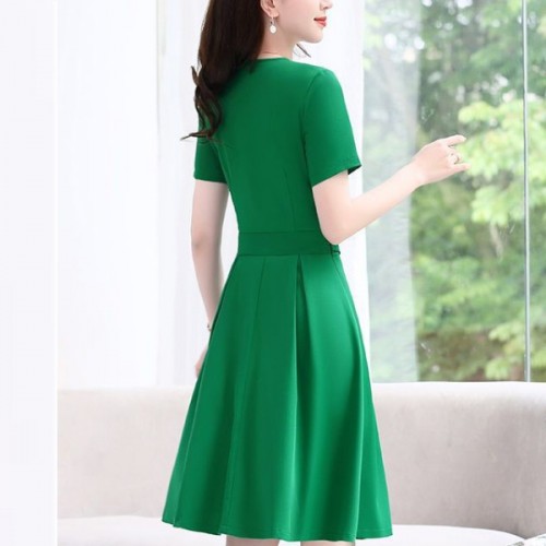 Elegant V Neck Waist Strap Buttons Women Midi Dress - Green image