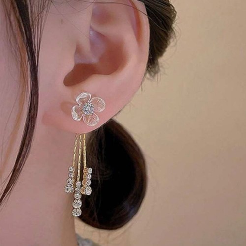 Sparkling Flower-Shaped Rhinestone Drop Earrings image