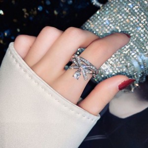 Diamond Fashion Bow Ring Female Ring Popular Exquisite Ring-Silver