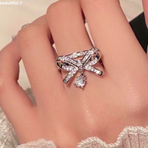 Diamond Fashion Bow Ring Female Ring Popular Exquisite Ring-Silver