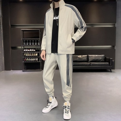 Classic Men's 2-Piece Athletic Tracksuit - White image