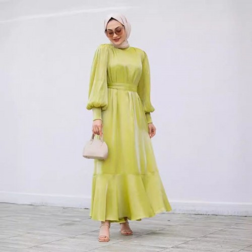 Muslim Women Solid Color Ruffled Large Swing Long Sleeve Dress - Green image