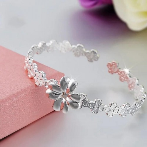 Silver Four Leaf Clover Bracelet With Flowers image